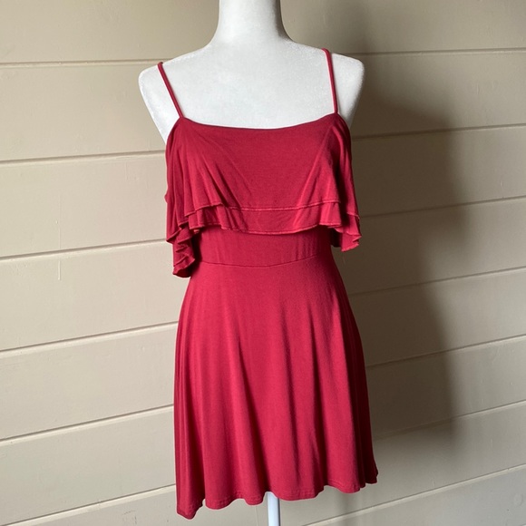 Charlotte Russe Dresses & Skirts - RUFFLE DRESS SIZE MEDIUM